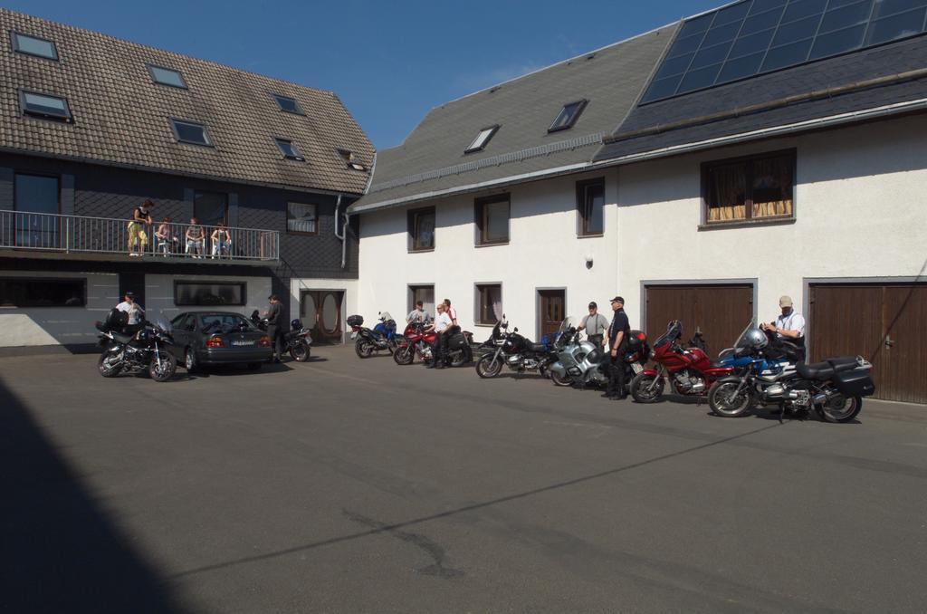 Pension Hubertushof Monteurunterkunft Freiberg Exterior foto
